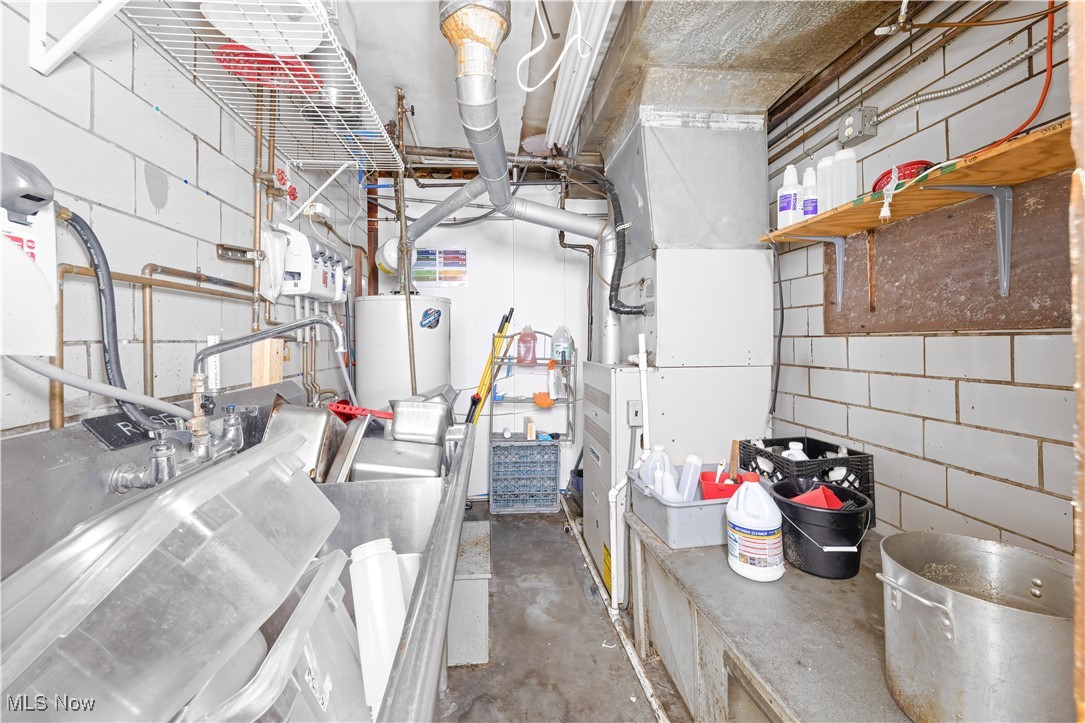 1494 Waterloo Road Barberton OH 44203