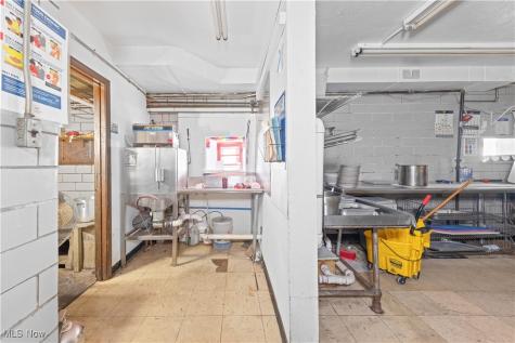 1494 Waterloo Road Barberton OH 44203