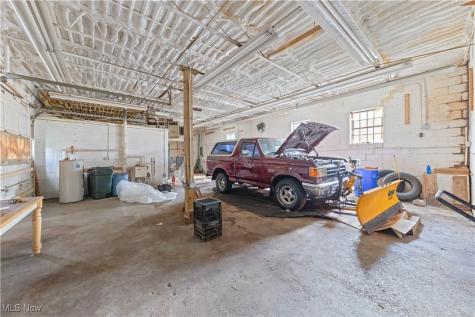 1494 Waterloo Road Barberton OH 44203