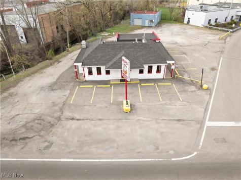 1494 Waterloo Road Barberton OH 44203