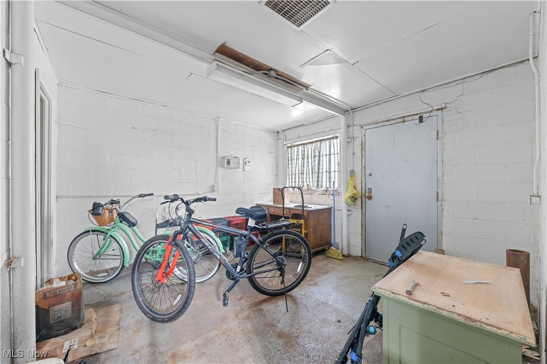 1494 Waterloo Road Barberton OH 44203