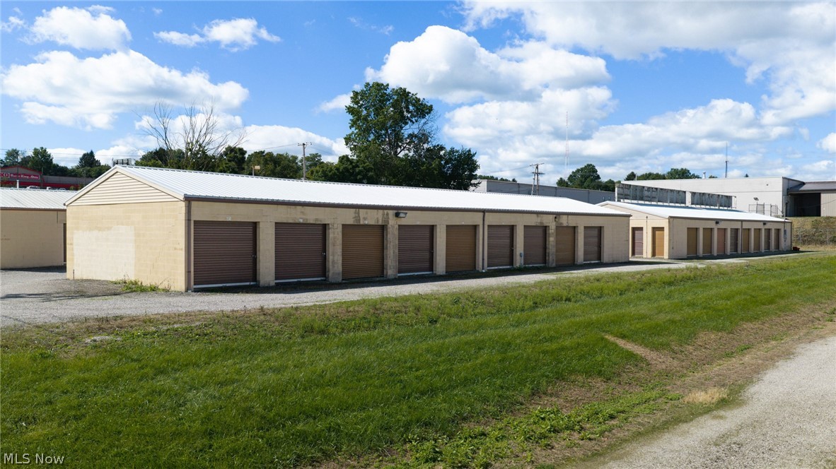 96 N Geyers Chapel Road Wooster OH 44691