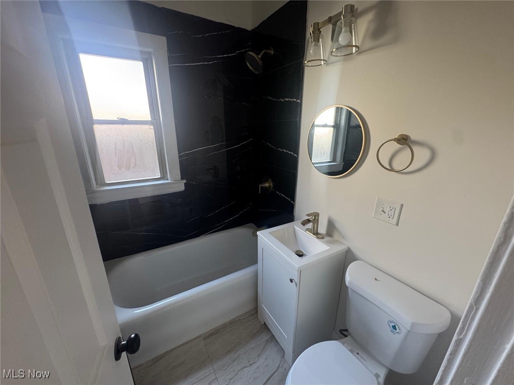 1369 W 112th Street Cleveland OH 44102