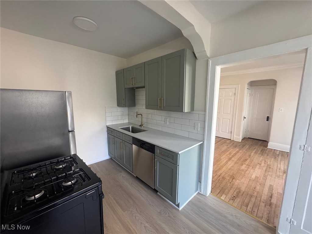 1369 W 112th Street Cleveland OH 44102