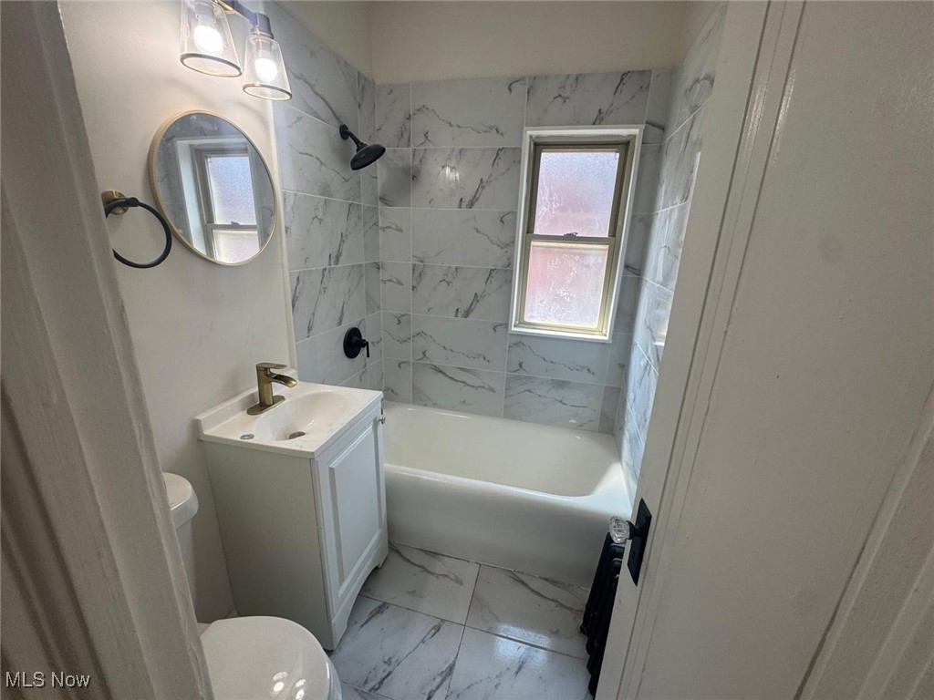 1369 W 112th Street Cleveland OH 44102