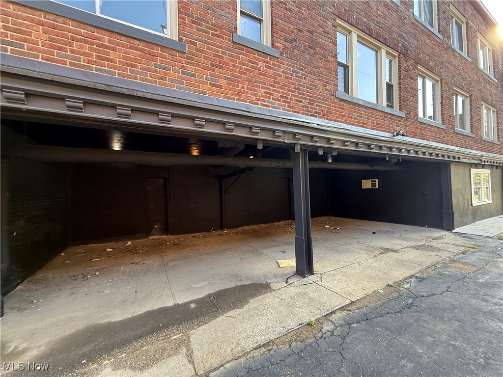 1369 W 112th Street Cleveland OH 44102