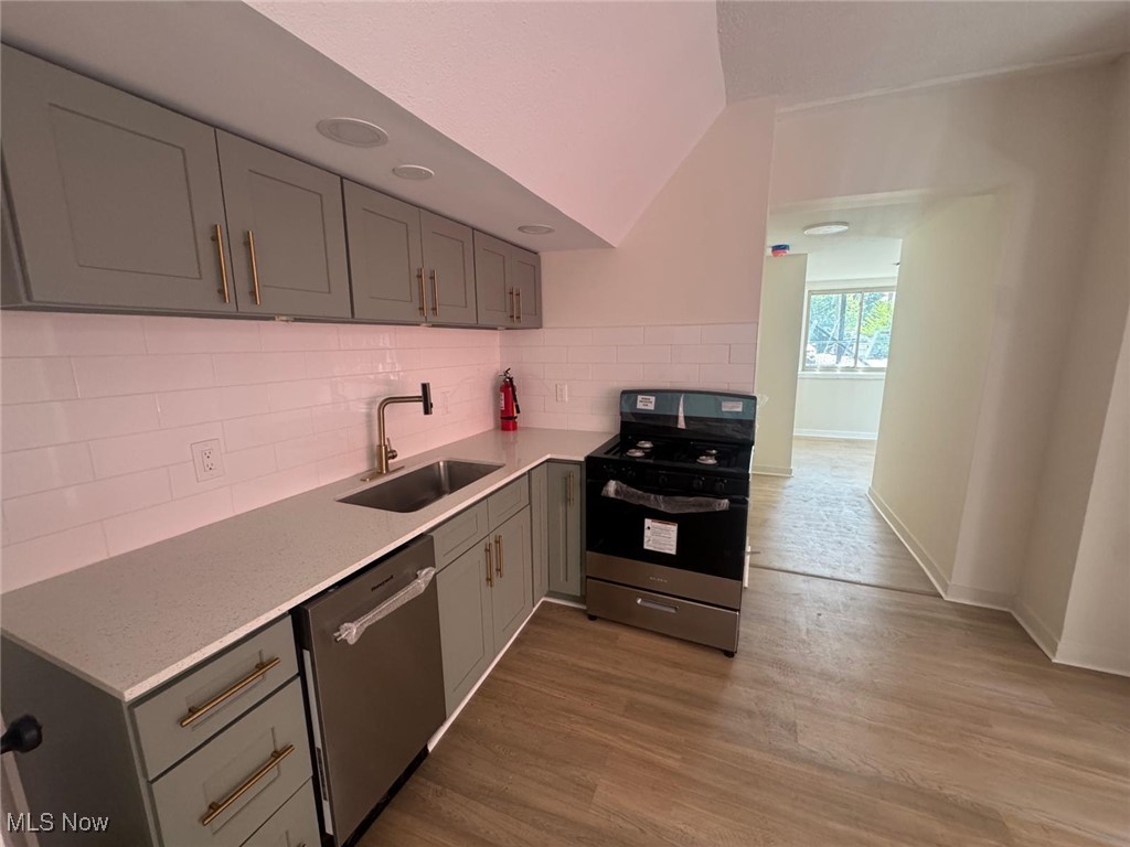 1369 W 112th Street Cleveland OH 44102