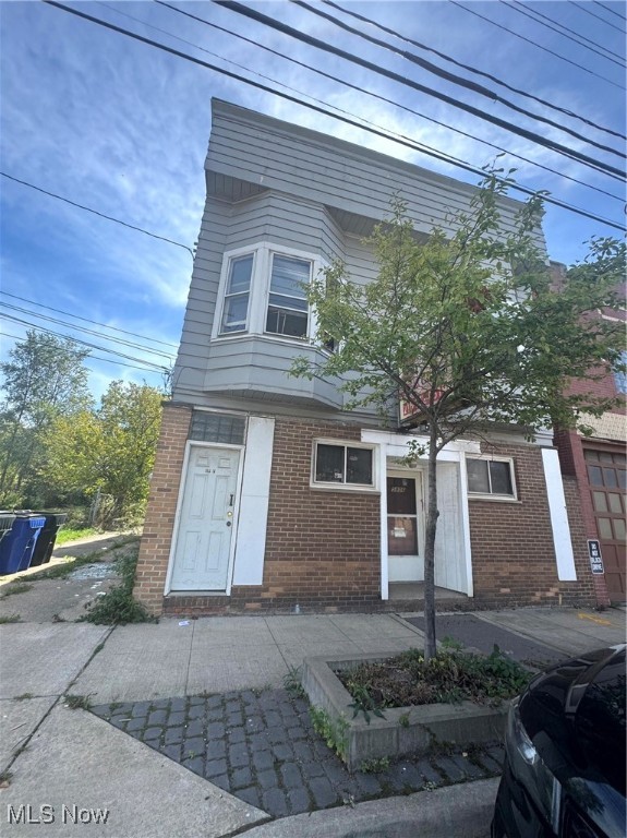 3799 E 54th Street Cleveland OH 44105