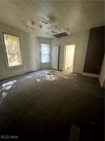 3799 E 54th Street Cleveland OH 44105