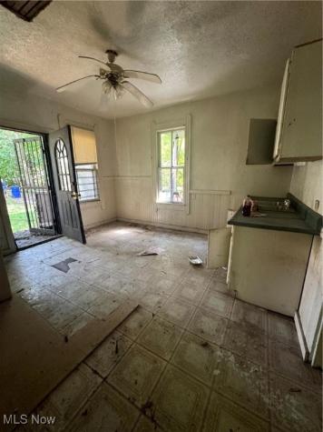 3799 E 54th Street Cleveland OH 44105