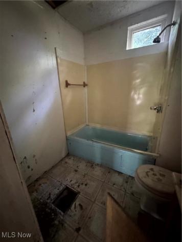 3799 E 54th Street Cleveland OH 44105