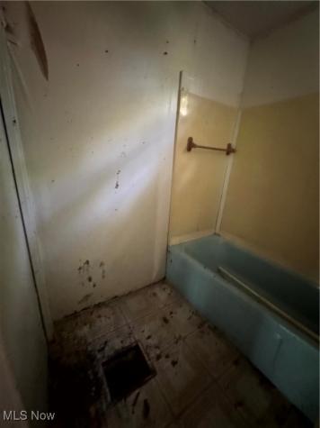 3799 E 54th Street Cleveland OH 44105