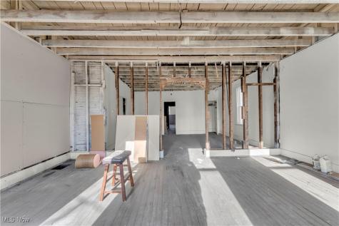 6113 Saint Clair Avenue Cleveland OH 44103