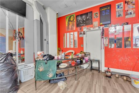 6113 Saint Clair Avenue Cleveland OH 44103