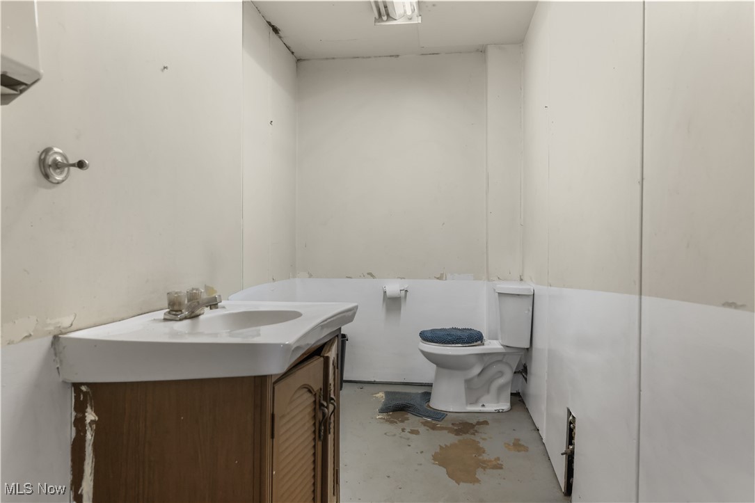 640 E 152nd Street Cleveland OH 44110