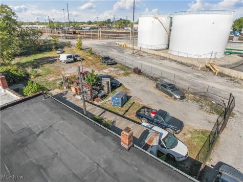 640 E 152nd Street Cleveland OH 44110