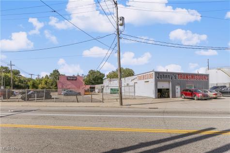 640 E 152nd Street Cleveland OH 44110