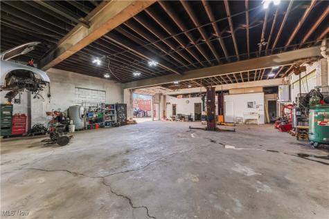 640 E 152nd Street Cleveland OH 44110