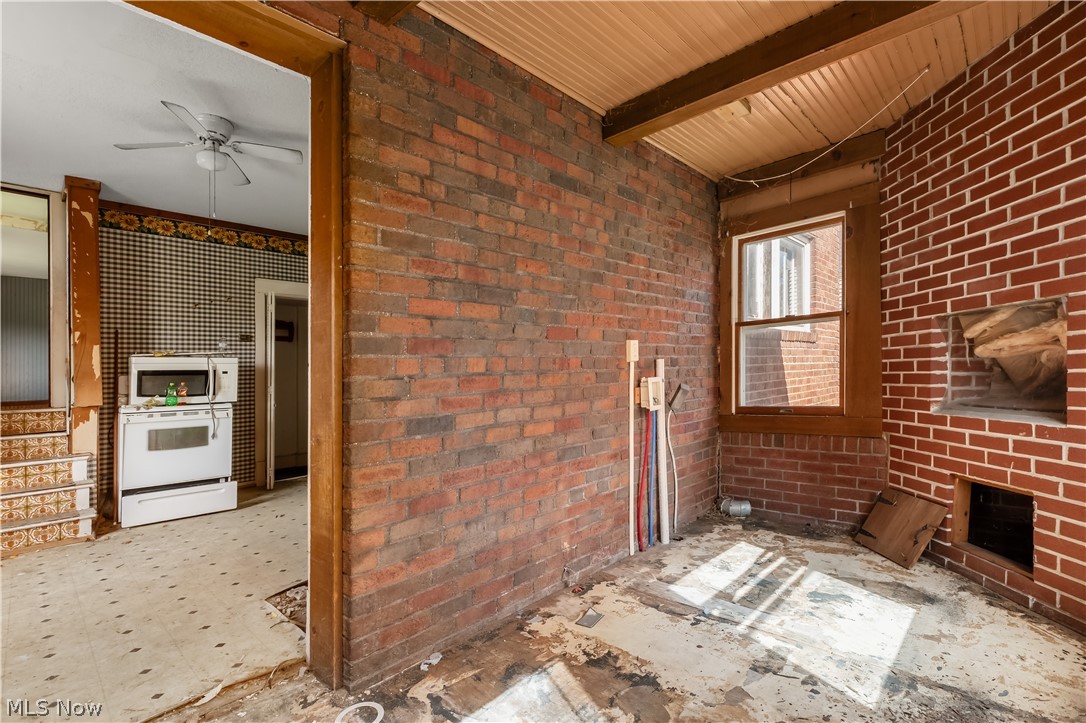 1918 Maple Avenue Zanesville OH 43701