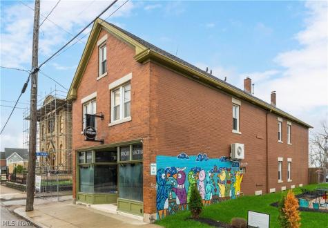 751 Starkweather Cleveland OH 44113