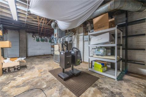 751 Starkweather Cleveland OH 44113
