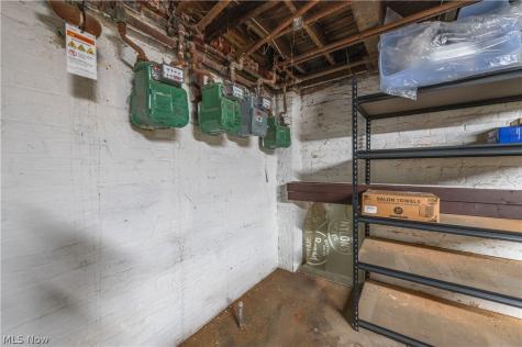 751 Starkweather Cleveland OH 44113