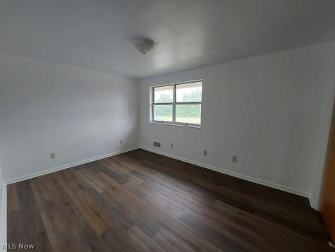 427-445 Woodland Avenue Steubenville OH 43952