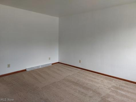 427-445 Woodland Avenue Steubenville OH 43952