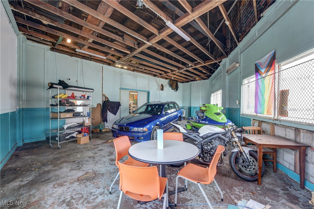 2030 Broadview Road Cleveland OH 44109