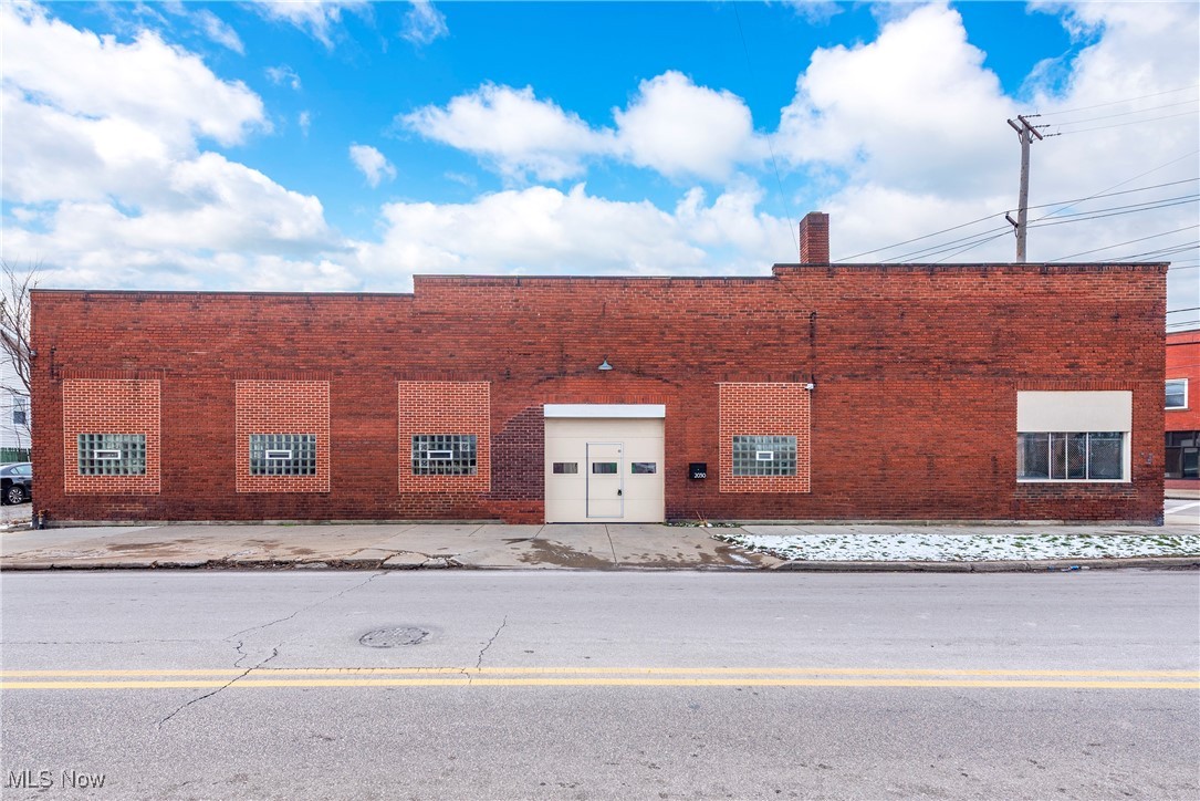 2030 Broadview Road Cleveland OH 44109
