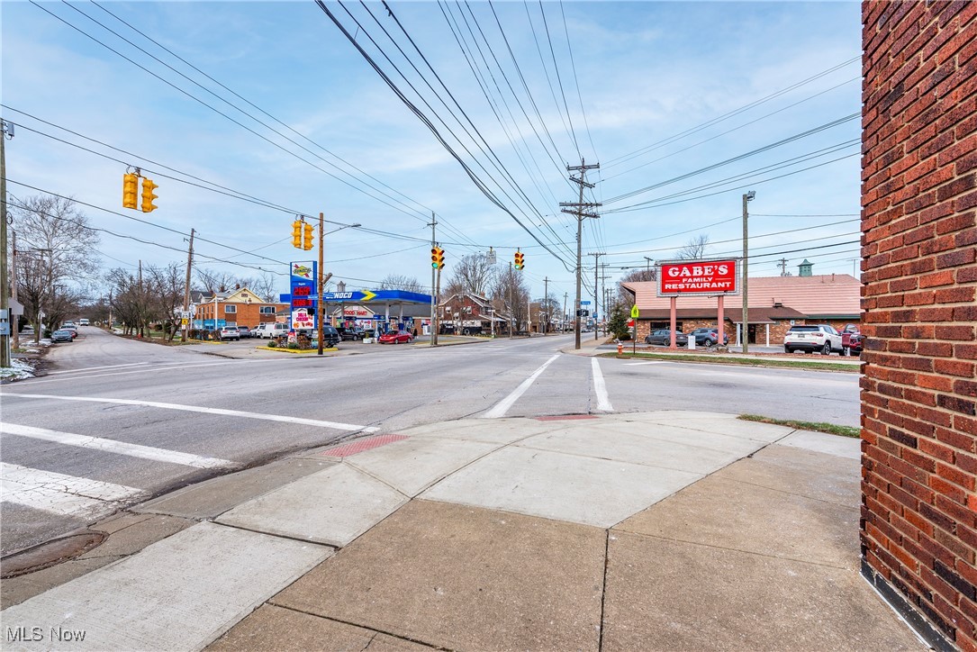2030 Broadview Road Cleveland OH 44109