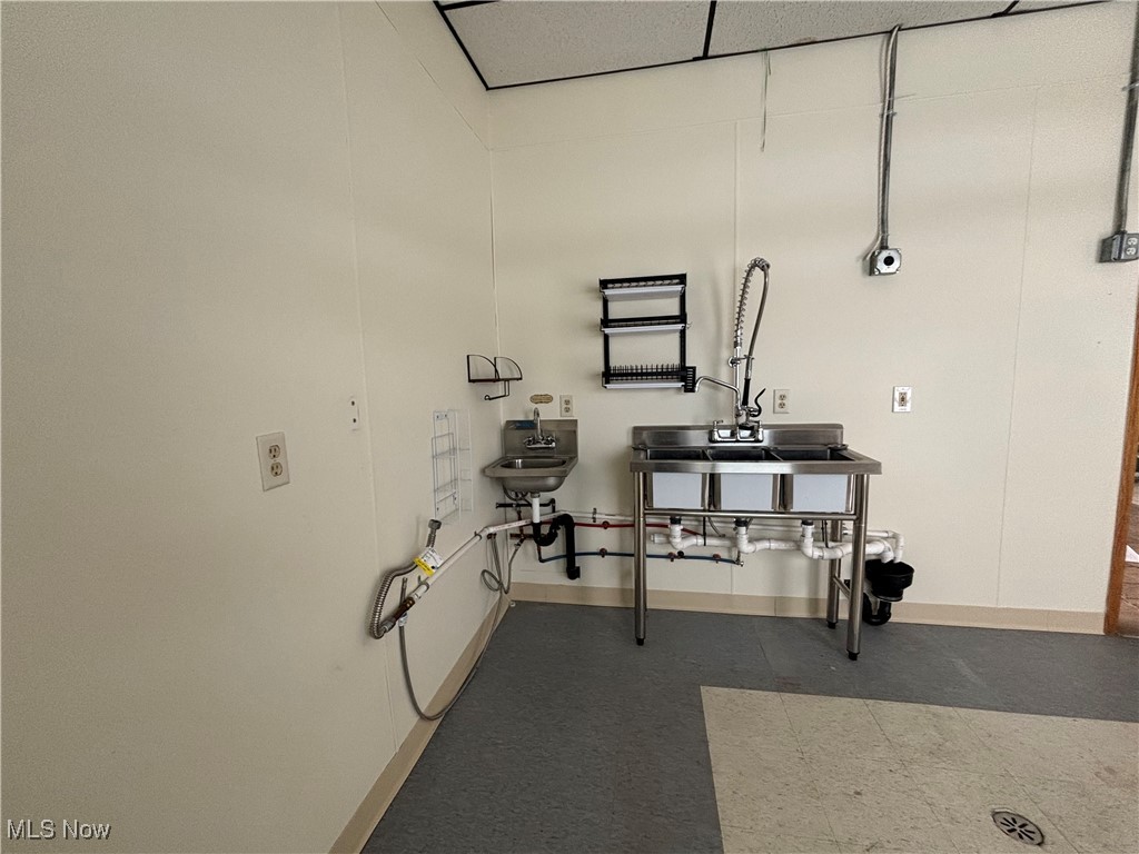 9644 E Center Street Windham OH 44288