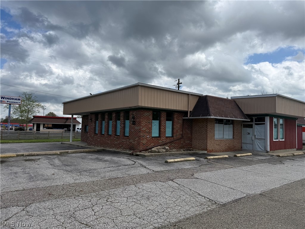 9644 E Center Street Windham OH 44288