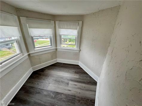 246 5th Street NW Barberton OH 44203