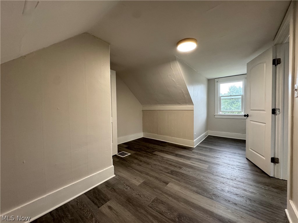 246 5th Street NW Barberton OH 44203
