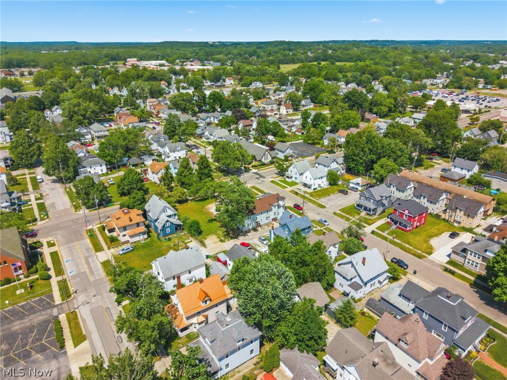 246 5th Street NW Barberton OH 44203
