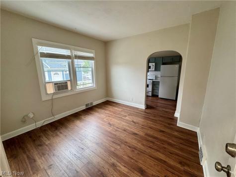 246 5th Street NW Barberton OH 44203