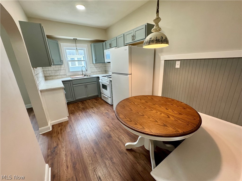 246 5th Street NW Barberton OH 44203