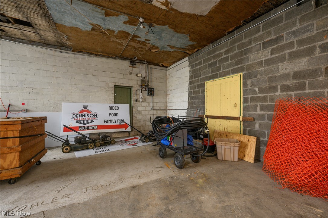 10 S 3rd Street Dennison OH 44621