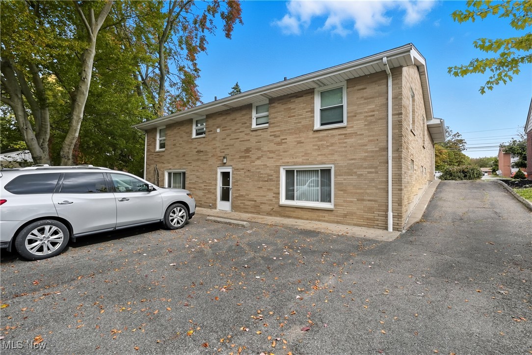 1534 Brittain Road Akron OH 44310