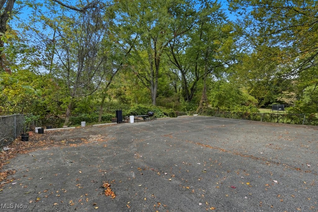 1534 Brittain Road Akron OH 44310