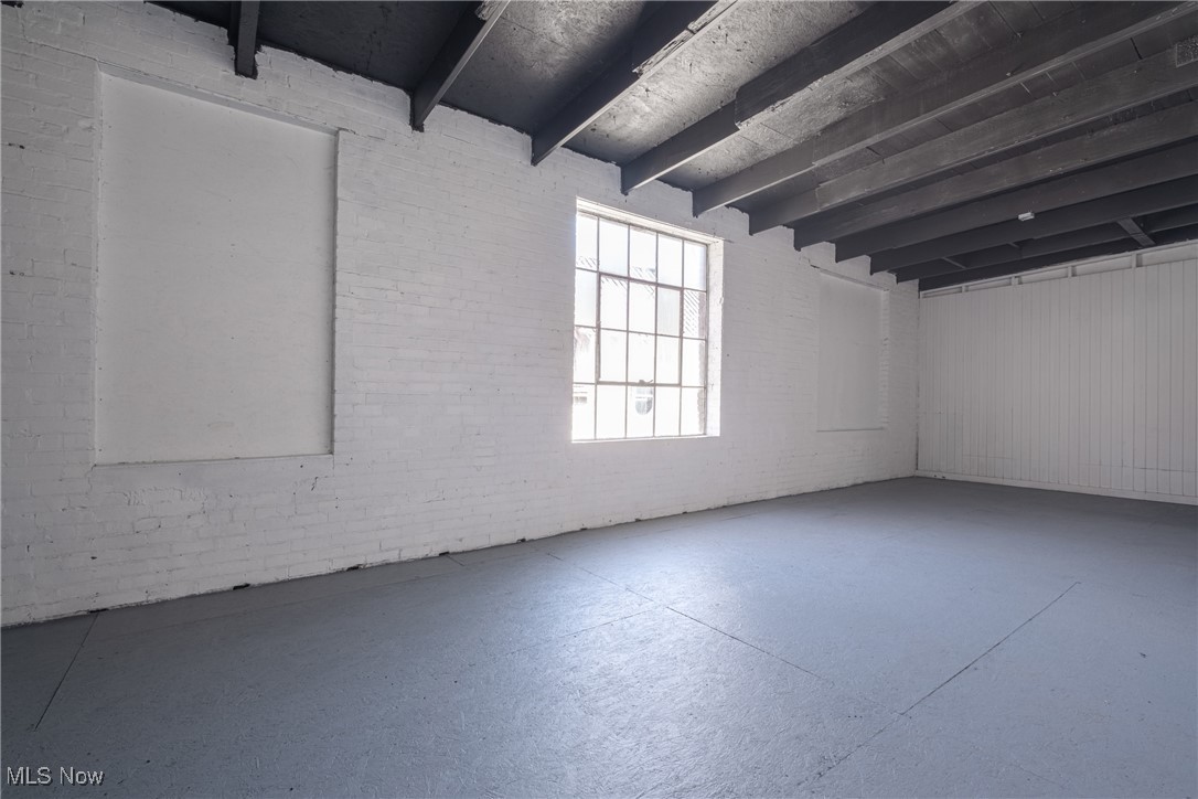 1194 E 60th Street Cleveland OH 44103