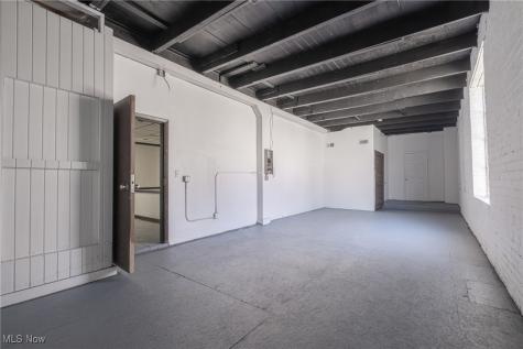 1194 E 60th Street Cleveland OH 44103