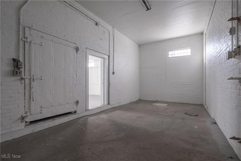 1194 E 60th Street Cleveland OH 44103