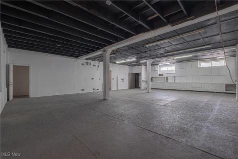 1194 E 60th Street Cleveland OH 44103