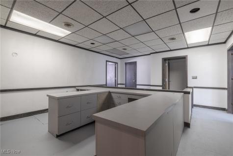 1194 E 60th Street Cleveland OH 44103