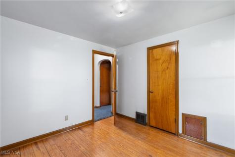 1850 Whipple Avenue NW Canton OH 44708