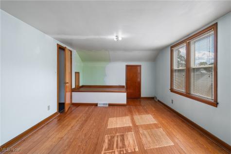 1850 Whipple Avenue NW Canton OH 44708