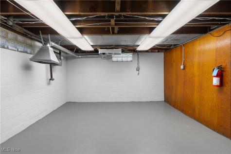 1850 Whipple Avenue NW Canton OH 44708