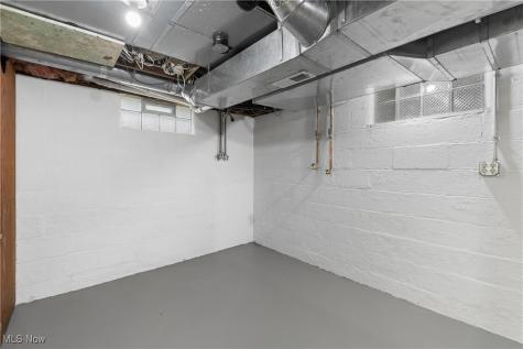 1850 Whipple Avenue NW Canton OH 44708